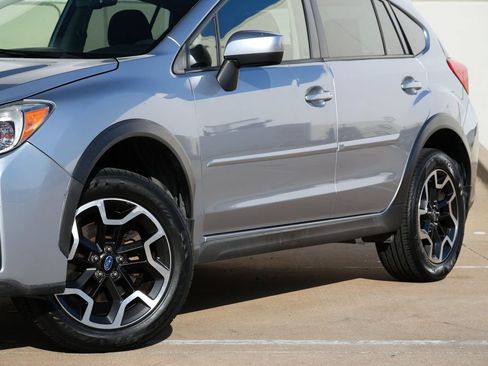 Used 2016 Subaru Crosstrek 2.0i Premium AWD/4WD image 23