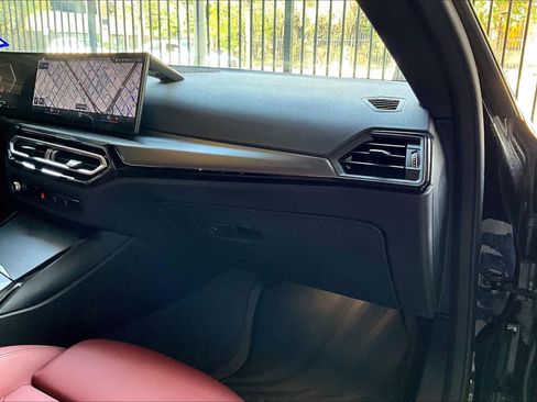 Certified 2024 BMW 230i 230i w/ Convenience Package image 18