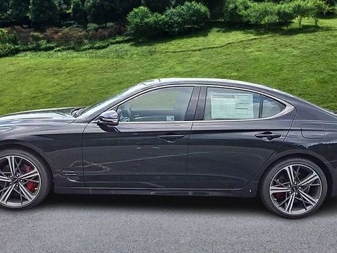 Certified 2025 Genesis G70 3.3T Advanced image 5