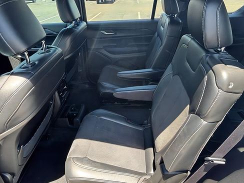 Used 2025 Jeep Grand Cherokee L Altitude RWD image 28