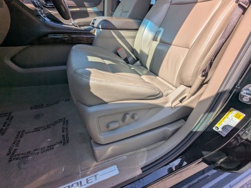 Used 2017 Chevrolet Tahoe LT image 20