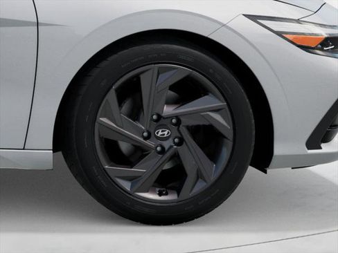 New 2026 Hyundai Elantra Sport image 8