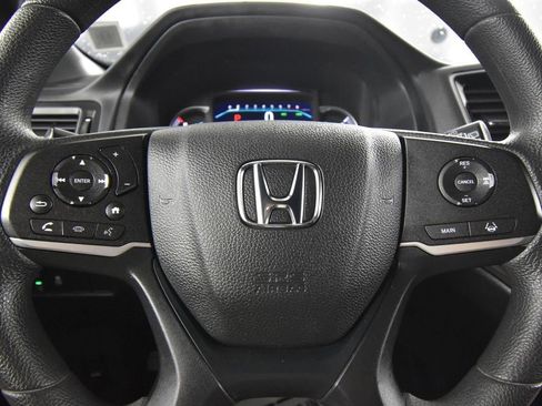 Used 2022 Honda Pilot Sport image 18