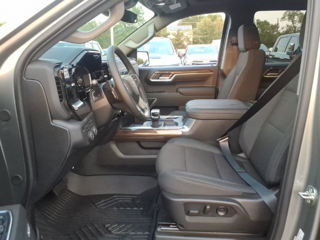 New 2026 Chevrolet Silverado 1500 RST w/ Safety Package AWD/4WD image 9