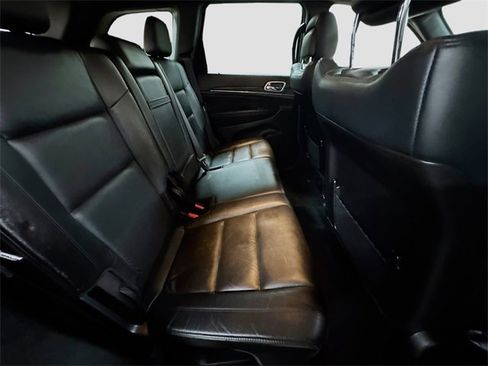 Used 2021 Jeep Grand Cherokee Limited w/ Trailer Tow Group IV image 31