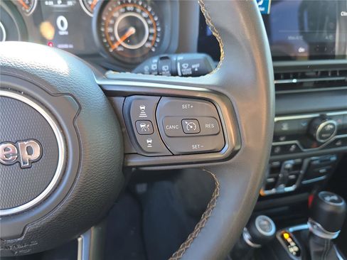 Used 2024 Jeep Wrangler Sport S image 23