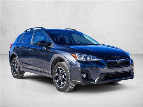Used 2018 Subaru Crosstrek 2.0i Premium w/ Moonroof Package image 3