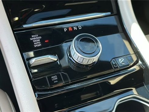 Used 2023 Jeep Grand Cherokee 4WD 4xe image 22