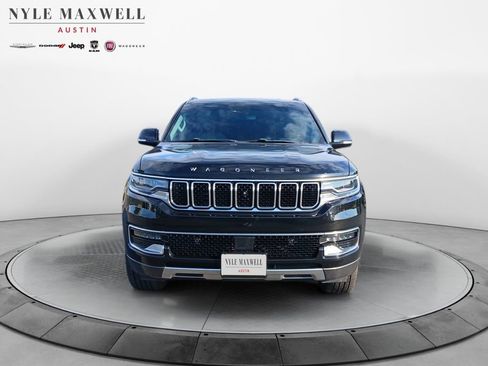 Used 2022 Jeep Wagoneer Series III w/ Convenience Group I AWD/4WD image 18