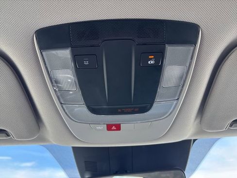 Used 2024 Kia Sorento S FWD image 44