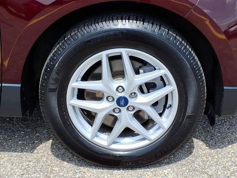 Used 2021 Ford Edge SEL w/ Convenience Package AWD/4WD image 10