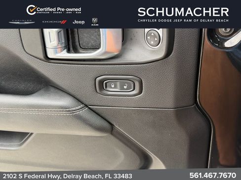 Used 2021 Jeep Wrangler Unlimited Sahara AWD/4WD image 28