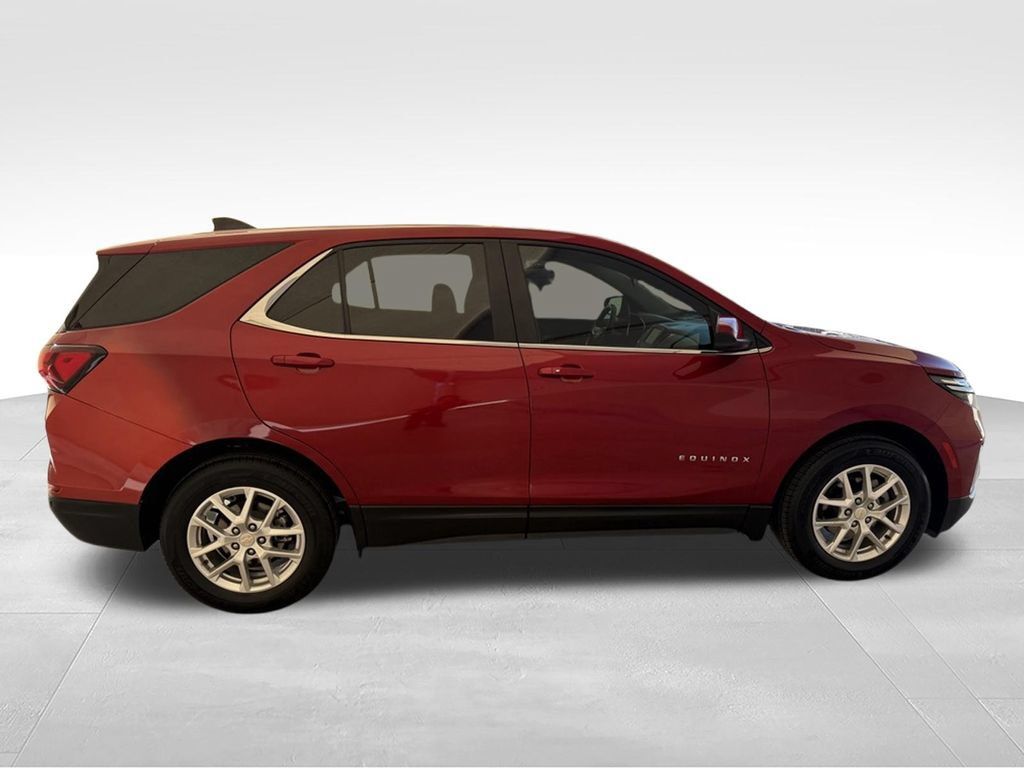 Used 2023 Chevrolet Equinox LT FWD image 5