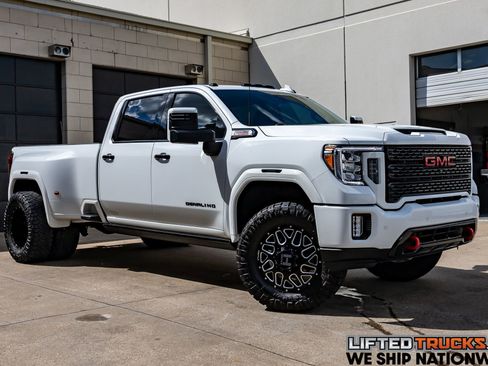 Used 2022 GMC Sierra 3500 Denali w/ Denali Ultimate Package AWD/4WD image 1