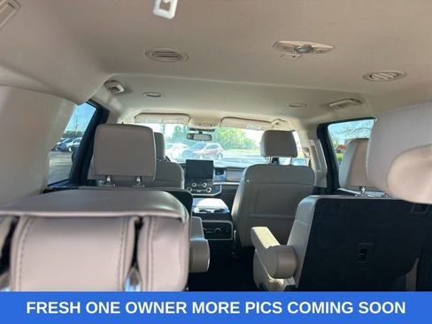 Used 2024 Ford Expedition Max XLT image 19