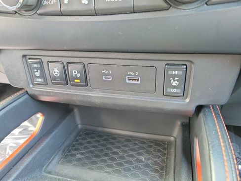 Used 2022 Nissan Frontier Pro-X RWD image 29
