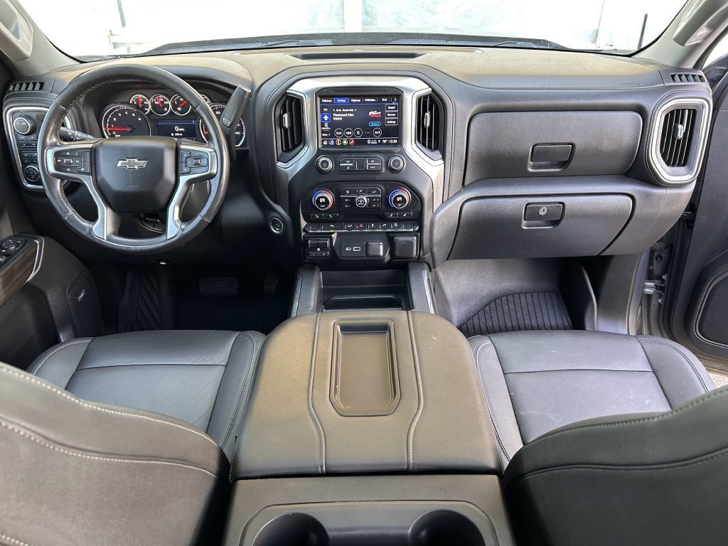 Used 2022 Chevrolet Silverado 1500 LT Trail Boss w/ LT Trail Boss Premium Package AWD/4WD image 18