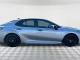 Used 2020 Toyota Camry SE image 4