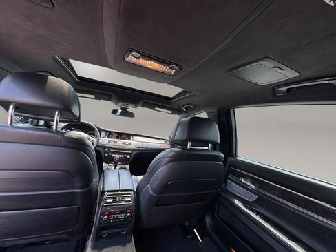 Used 2015 BMW 750Li xDrive AWD/4WD image 15