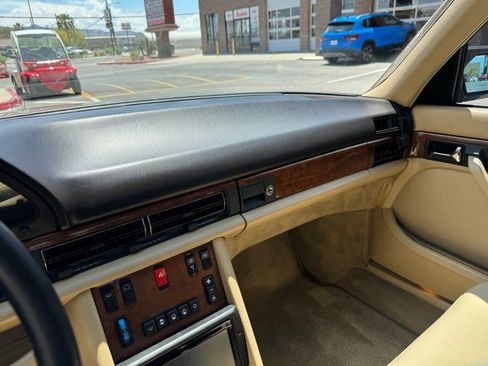 Used 1988 Mercedes-Benz 560 SEL image 38