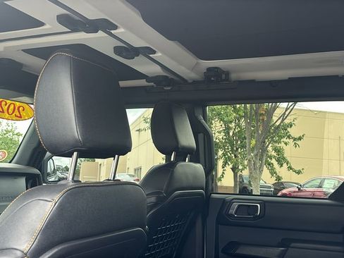 Used 2024 Ford Bronco Badlands AWD/4WD image 31