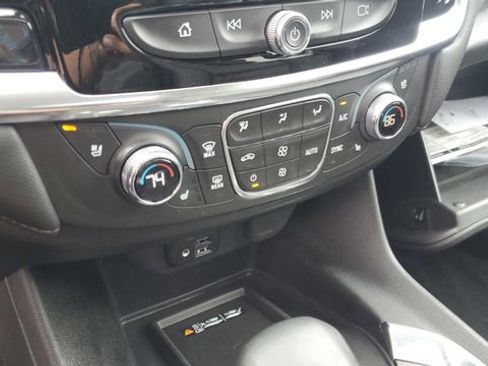Used 2023 Chevrolet Traverse High Country w/ LPO, Floor Liner Package AWD/4WD image 20