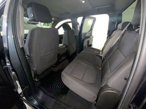 Used 2022 Chevrolet Silverado 1500 LT AWD/4WD image 29