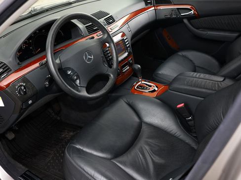 Used 2006 Mercedes-Benz S 430 4MATIC image 4