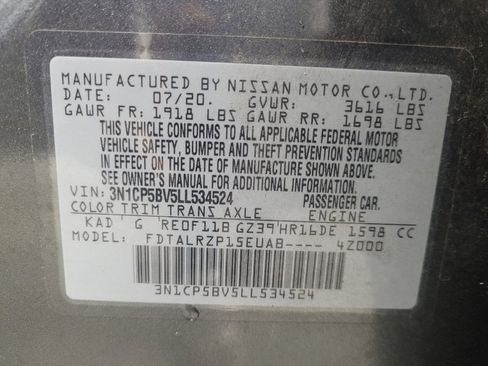 Used 2020 Nissan Kicks S image 33