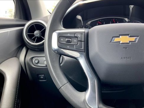 Used 2023 Chevrolet Blazer LT FWD image 17