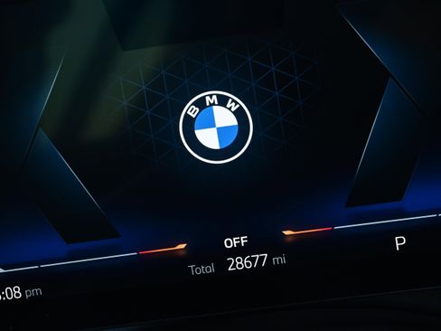 Certified 2024 BMW 530i 530i w/ Convenience Package image 36