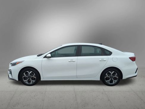 Used 2021 Kia Forte LXS image 3