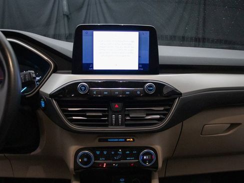 Used 2021 Ford Escape SE w/ Cold Weather Package image 24