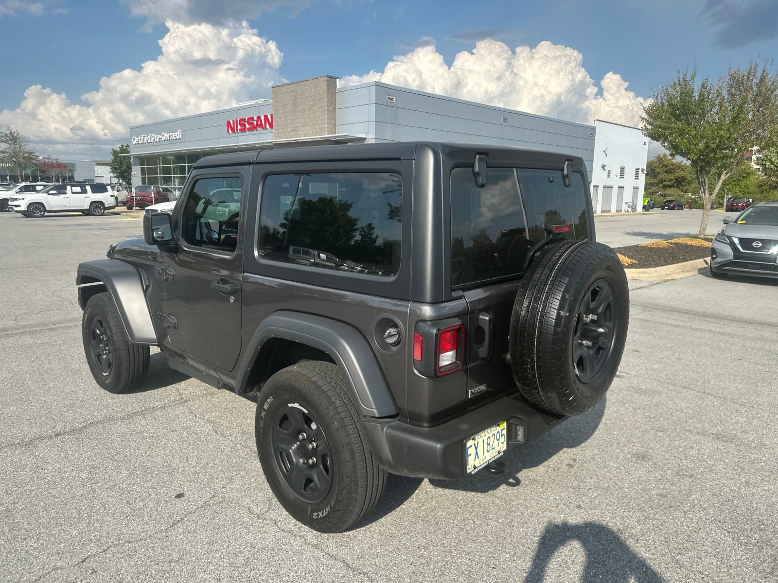 Used 2026 Jeep Wrangler Sport AWD/4WD image 7