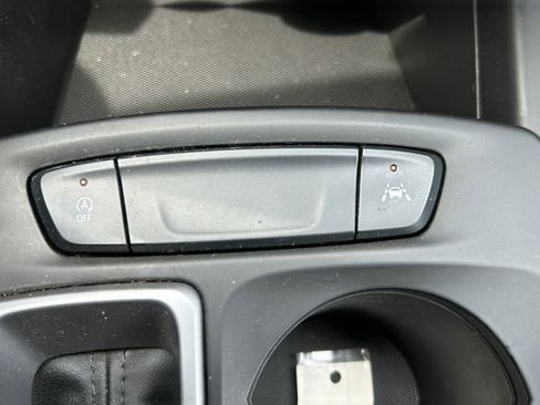 Used 2024 Chevrolet Trax LS FWD image 22