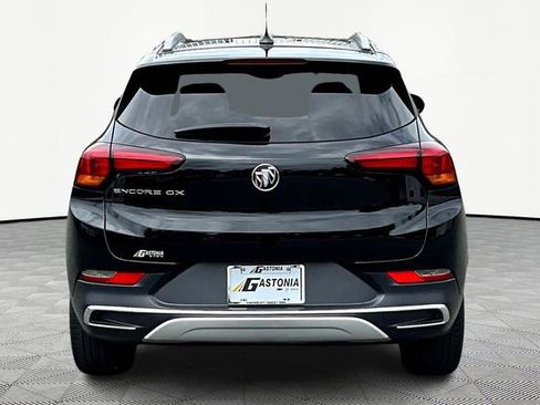 Used 2021 Buick Encore GX Essence image 6
