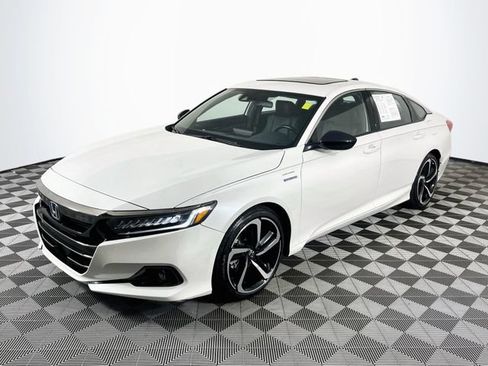 Used 2022 Honda Accord Sport image 4