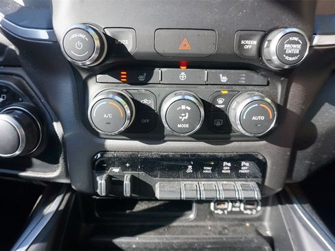 Used 2020 RAM 1500 Big Horn image 13