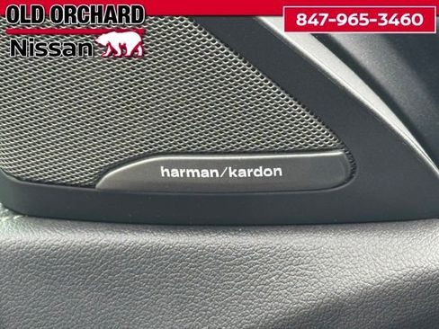 Used 2021 BMW X6 xDrive40i w/ M Sport Package image 12