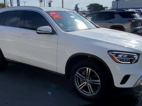 Used 2020 Mercedes-Benz GLC 300 image 4