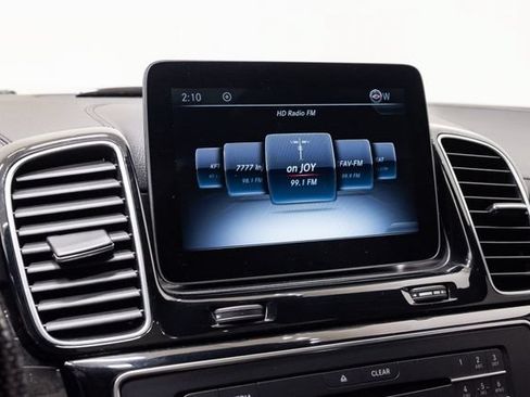 Used 2017 Mercedes-Benz GLS 450 4MATIC image 24