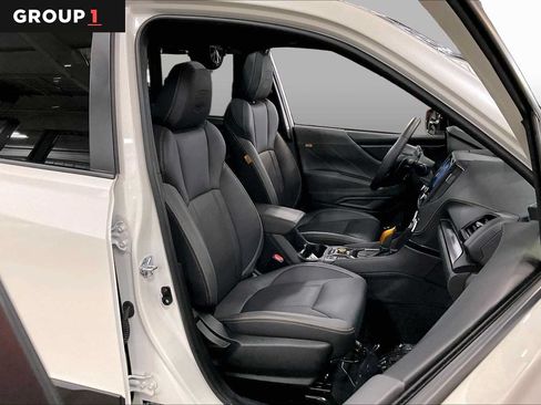Used 2025 Subaru Forester Wilderness AWD/4WD image 9