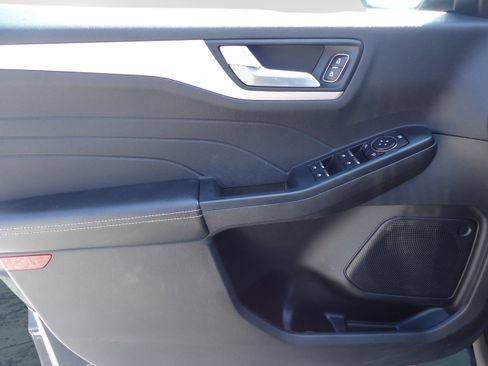 Used 2022 Ford Escape SEL AWD/4WD image 22