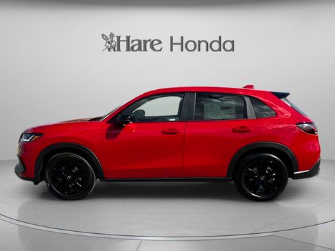 Certified 2026 Honda HR-V Sport image 2