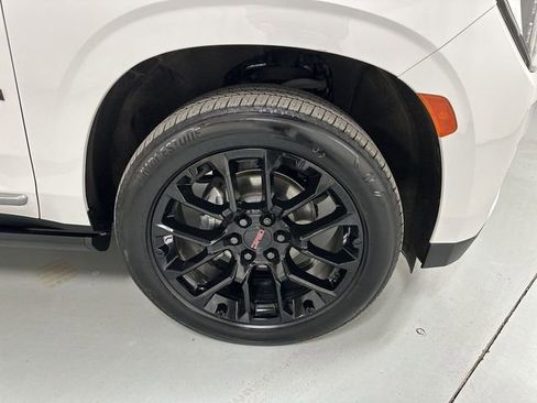 Used 2023 GMC Yukon Denali image 20