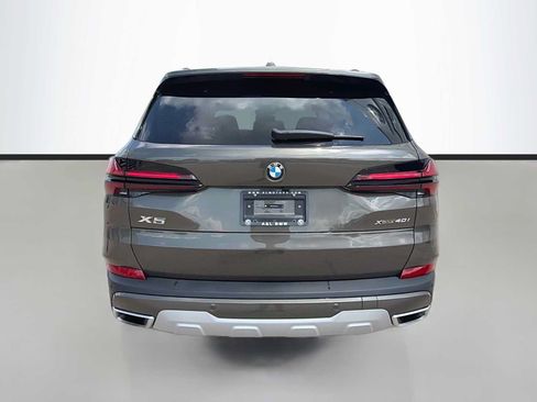 Used 2026 BMW X5 xDrive40i AWD/4WD image 4