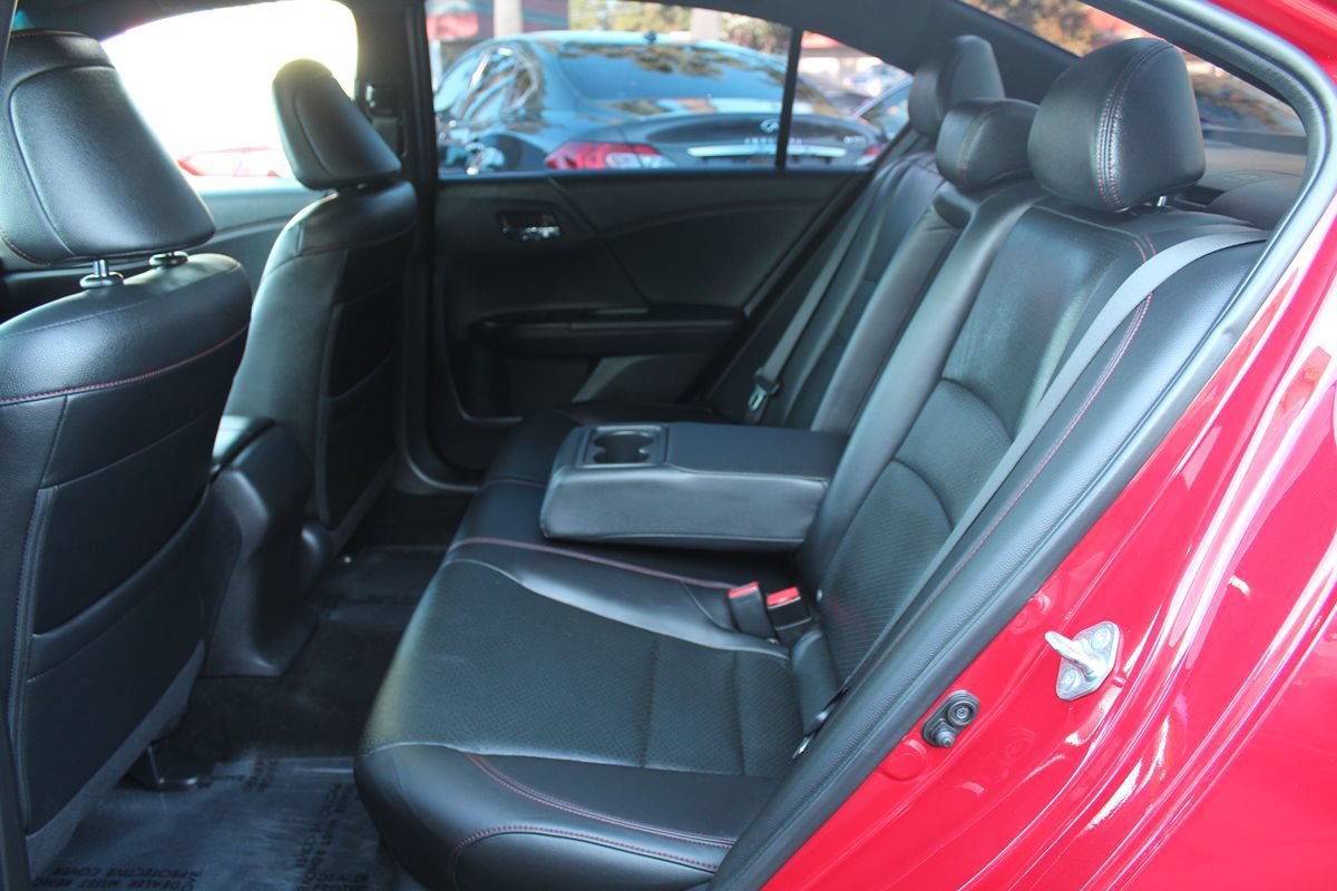 Used 2017 Honda Accord Sport Special Edition image 23