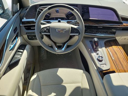 New 2024 Cadillac Escalade Premium Luxury Platinum image 6