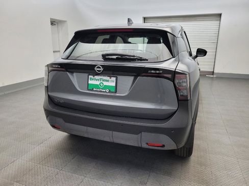 Used 2025 Nissan Kicks S w/ Charging Package FWD image 7