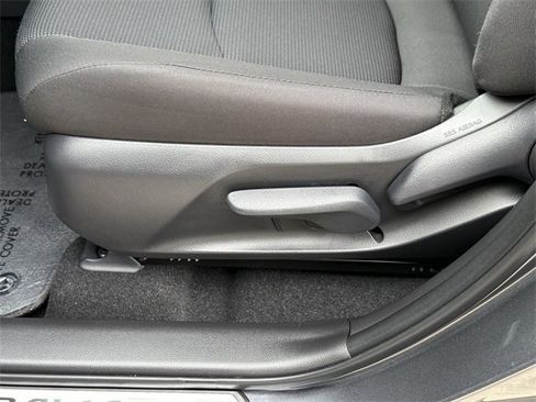 Certified 2025 Toyota RAV4 LE image 13